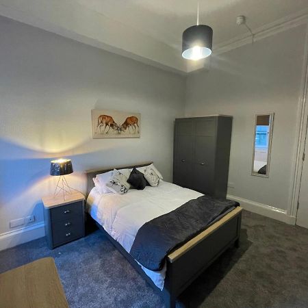 Traditional 5 Bedroom City Centre Apartment Glasgow Exterior foto