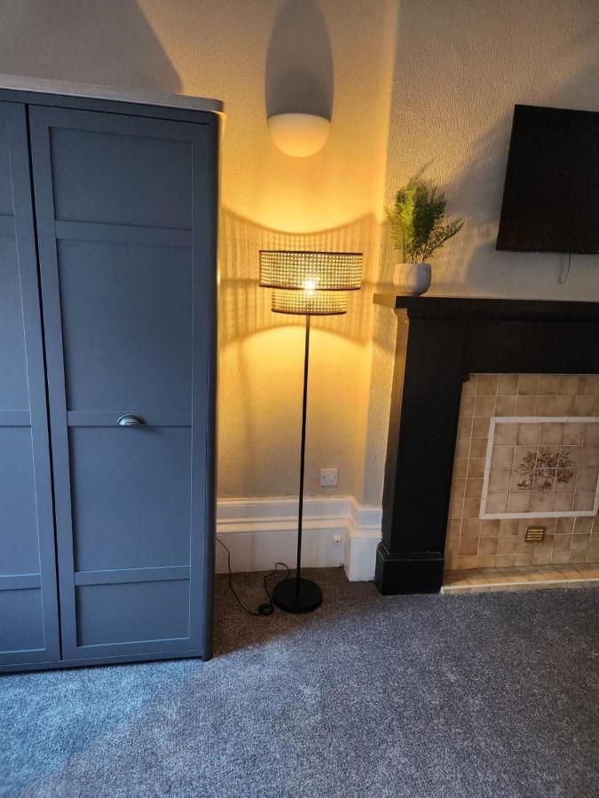 Traditional 5 Bedroom City Centre Apartment Glasgow Exterior foto